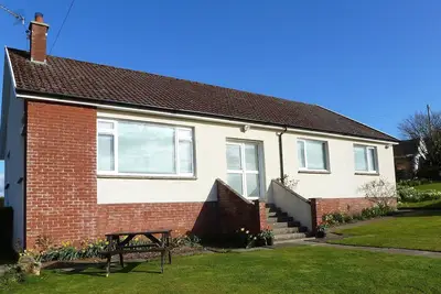 Bungalow De Ferme De 4 Chambres Dans La Campagne Ayrshire Avec Grand Jardin Et Belle Vue