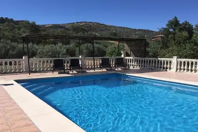 Image de Belle maison de campagne, à distance de marche de Montefrio, avec piscine privée et fermée