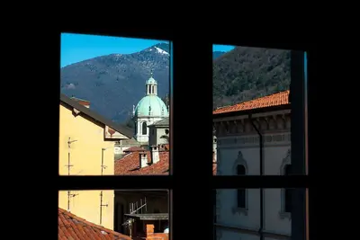 Image de \"Suite Vintage\" Como Loft dans la vieille ville près du lac