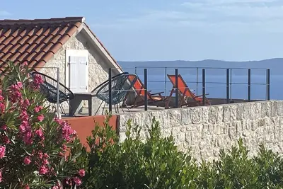 Villa centenaire avec piscine avec vue panoramique imprenable