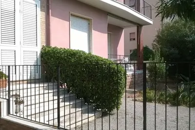 Image de Appartement avec jardin privé à Livourne
