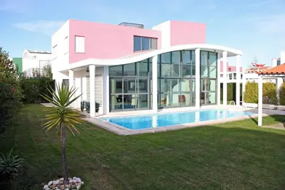 Image de 3 chambre Villa en 4 étoiles Tourist Village