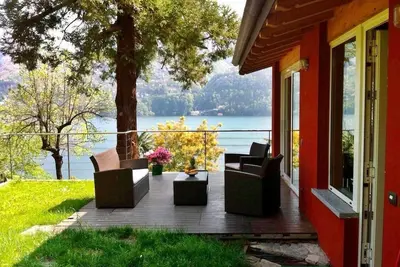 Image de Petite maison avec grand jardin, vue sur le lac de Côme 'Sans Souci'