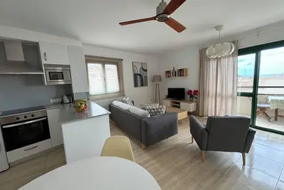 Image de appartement Buenavista, 2 chambres, Wifi, ensoleillé, terrasse, vue sur la mer