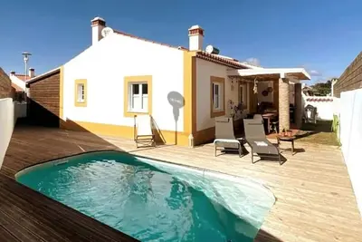 Image de Cape House. Où le temps s'arrête. . . . Vie lente. - 10 min de Zambujeira do Mar.