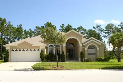 Image de Sans vis-à-vis et paisible - Luxury Disney Villa 4Bed / 3Bath - Vues de conservation