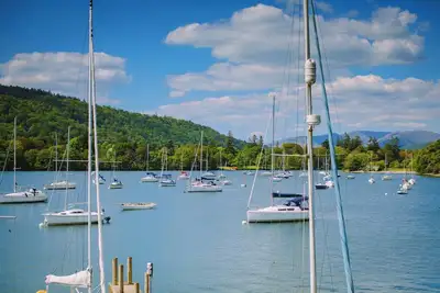 Image de Walkers - Luxury Boat House sur la rive du lac Windermere Près de Bowness