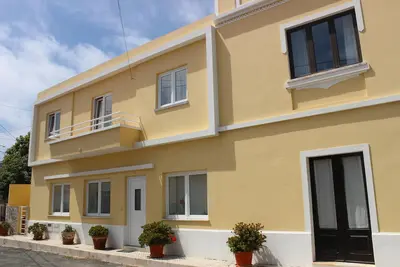Image de Maison avec Terraço e Churrasqueira, à 2 km de Baleal. Relaxe e Aproveite mauvais temps!