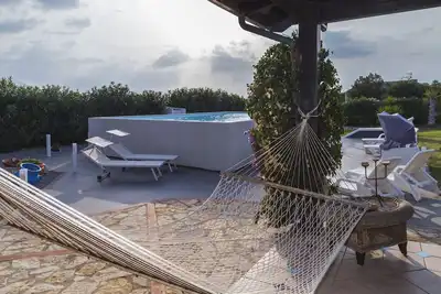 Image de Villa Melissa | Piscine | Wifi | jardin