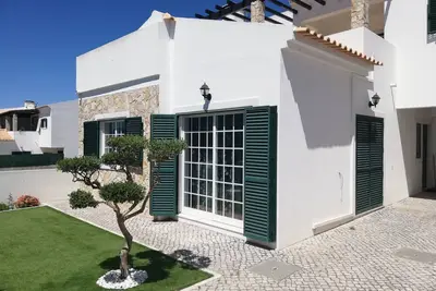 Image de Maison De Terrain Et De Plage - Meco 12521 / Al