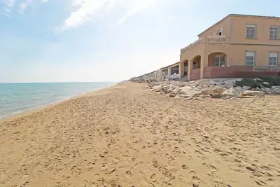 Villa Babylon: offre de septembre! ! ! Première ligne de la plage! !