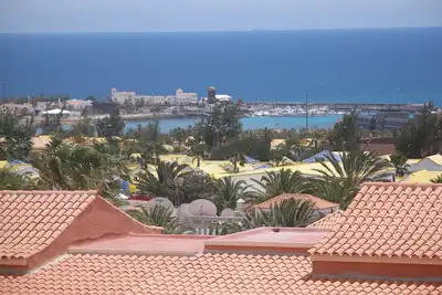 3 chambres, 2 salles de bain - très bien situé et vues - bain à remous, barbecue, wifi, Sky, Xbox