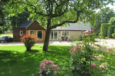 Image de chalet Canalside situé au bord du village Wilmcote
