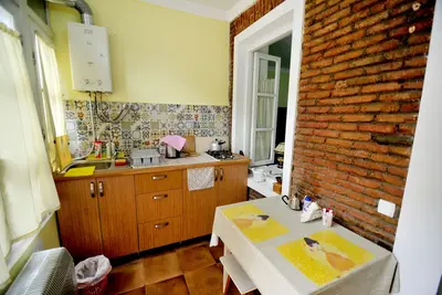 Airy Central Tbilisi Appartement Avec Patio