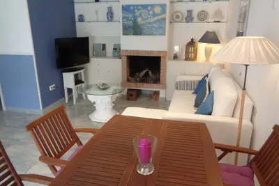 Image de Housing near the center, / air conditioning