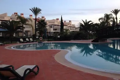 Image de 5 * luxe 2 lits appt. dans un complexe fermé sécurisé de Palmyre, Vila Sol. Wifi / Tv.