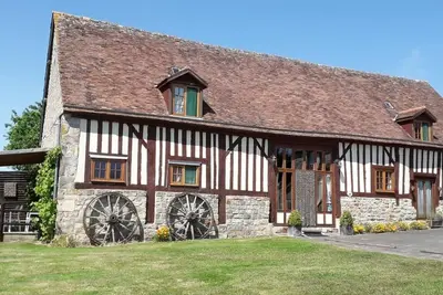 Image de Séjournez dans un écrin de verdure et rural dans une Gîte de luxe****&pool, spa