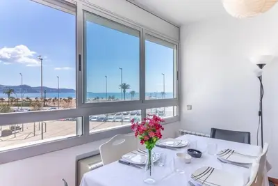 Image de Appartement a bord de mer. 2 chambres a coucher