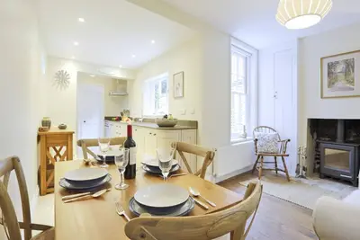 Image de The Cornerstone - Deux Chambres Maison, Couchages 4