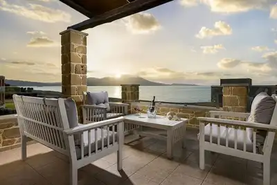 Image de Villa de luxe Posidonia avec piscine à seulement 35 mètres de la plage
