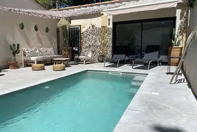 Image de Bastide aixoise avec piscine et jardin, centre-ville (quartier des Thermes)