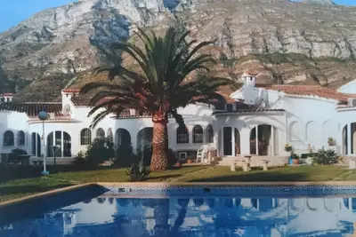 Image de Casita familiale dans une communauté fermée avec piscine partagée