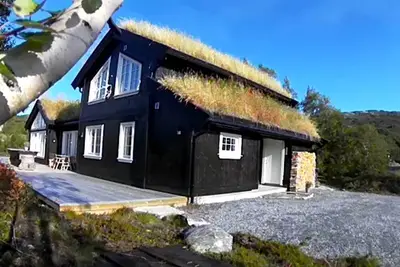 Image de Nouveau pavillon de montagne de haute qualité au sommet de la Norvège!