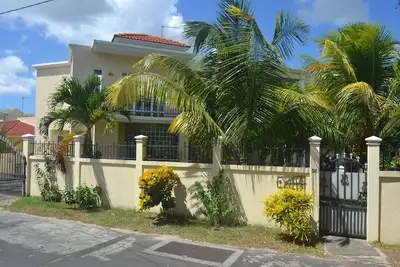 Image de Luxueuse villa de 3 chambres, à quelques minutes à pied de la plage
