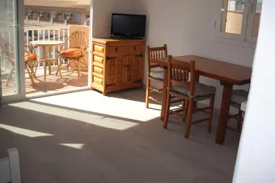 Image de Es Pujols: Appartement lumineux à quelques pas de la plage, Wifi gratuit.