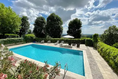 Image de Chez Zoe. Villa en campagne. Le plaisir de vivre entre le verte