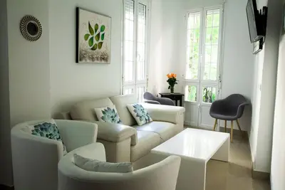 Image de Appartement confortable et moderne dans le centre