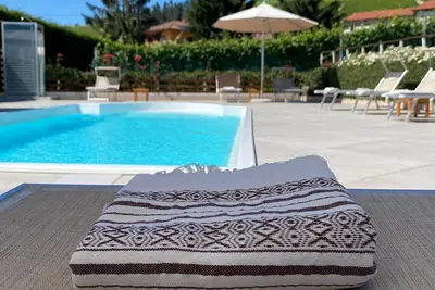 Image de Barolo: Un Pays, Un Vin, Des Vacances, Un RĂŠVE