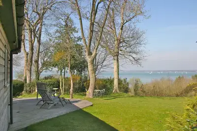 Image de The Blue House, a stunning coastal cottage with its very own beach!