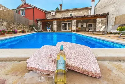 Image de Maison de charme au coeur de l'Istrie avec piscine privée