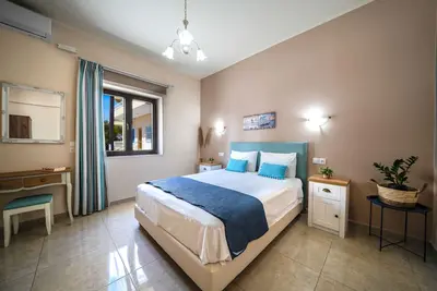 Image de Iro Boutique Home 1: à deux pas de la plage de sable de La Canée