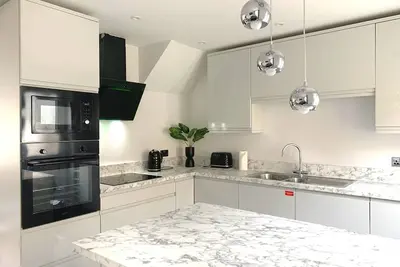 Image de Maison de vacances près de la plage et du centre-ville de Fistral pour 6/7 Bt Sport, Wifi, parking