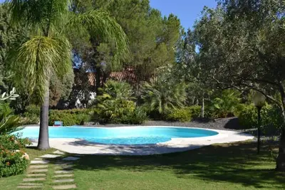 Image de Santa Margherita Di Pula: Maison / villa - Pula