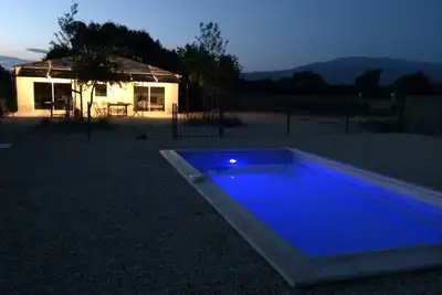 Image de Villa avec piscine privée en campagne proche village