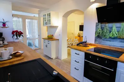 Image de Appartement calme et élégant \"Oaza\" - 400m de la plage