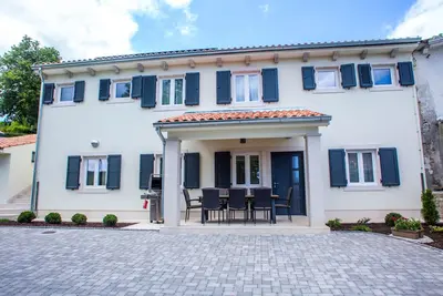 Image de Villa de bien-ĂŞtre de luxe dans un quartier calme du nord de l'Istrie