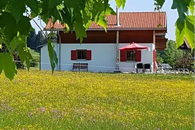 Image de Maison de vacances moderne dans un endroit calme sur le Lechsee près de Füssen, cheminée, Internet sans fil