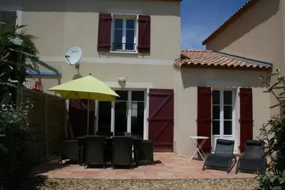 Image de Belle villa dans résidence calme, plage 250m. WiFi gratuit, bicyclettes