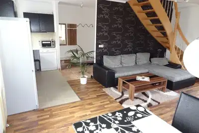 Image de Appartement moderne d'une chambre avec une vue imprenable sur la périphérie de Chemnitz