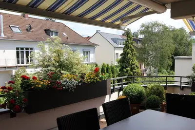 Image de Top appartement dans le quartier de l'université, à proximité du centre, 2 chambres, balcon, parking privé