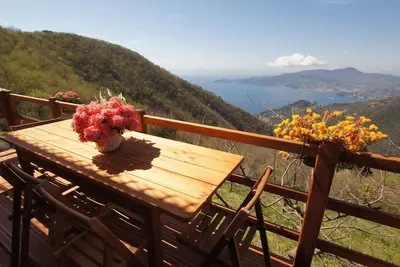 Image de Sestri Levante, appartement ligurien, 6 personnes, vue jusqu'à Portofino