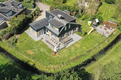 Image de Maison de campagne de luxe, 5 chambres, 2 salles de bains, 3 toilettes, sauna
