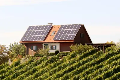 Image de Le repos dans un chalet avec espace bien-ĂŞtre dans les vignes profiter. . .