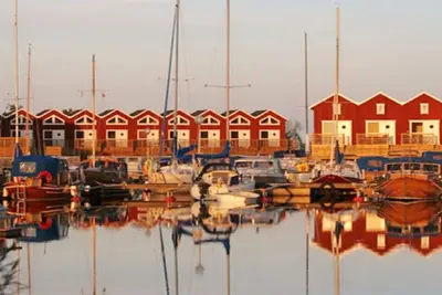 Image de Petite maison confortable avec Wc et WiFi gratuit