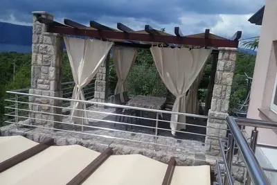 Image de Appartement avec vue magnifique sur la mer et 3 chambres