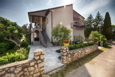 Image de Krk City! ! ! 200m Promenade! ! Maison romantique, avec petite piscine. . .